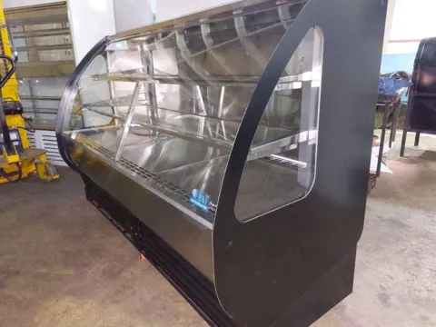 Vitrina Pastelera Curva 2 mt - GyT 6