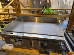 Plancha Churrasquera Electrica Sobremesa Lisa 55X43X24 cm - Kitchenette 4