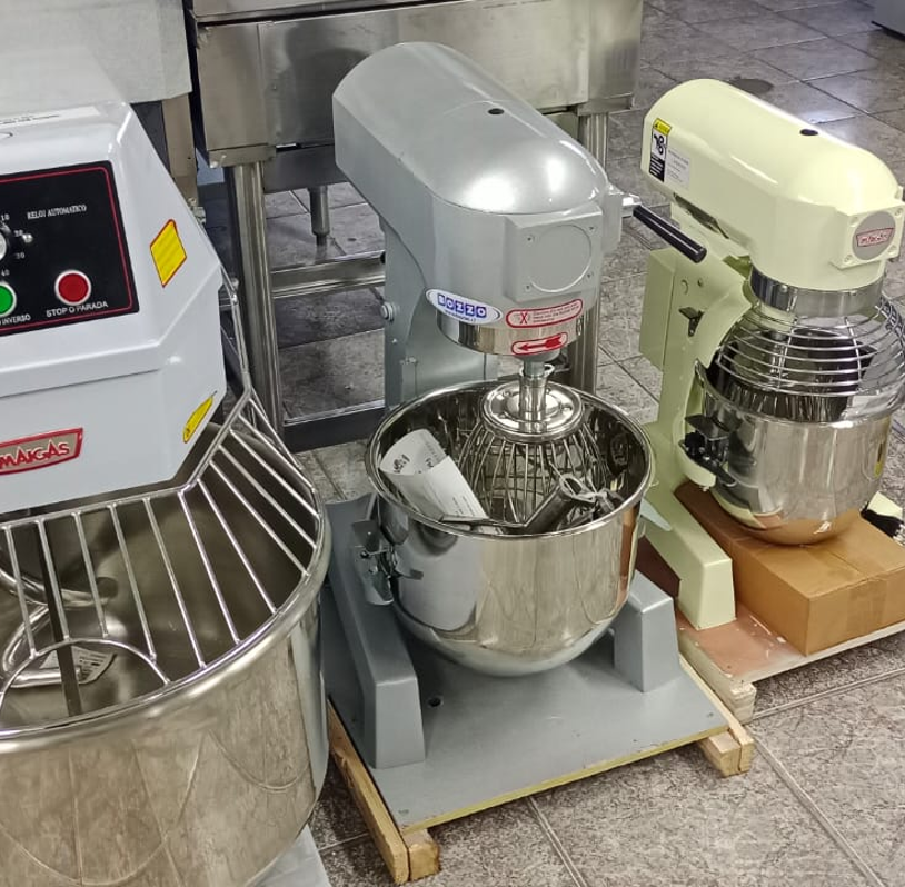 Batidora Pastelera 20 Lts - Bozzo 13
