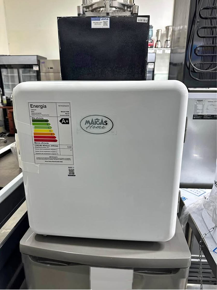 Minibar Retro 47 Lts Blanco - Maigas 6