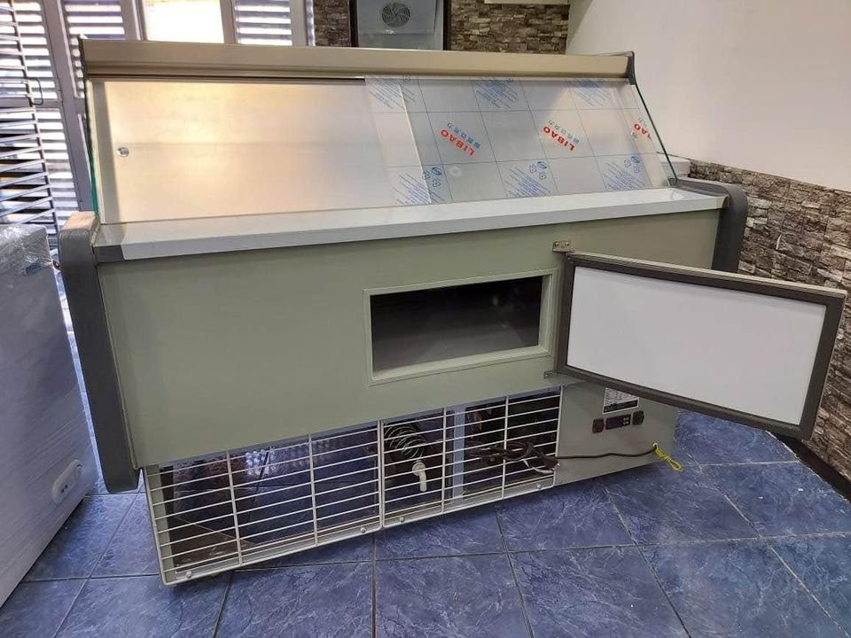 Vitrina Carnicera 1,5 metros Bozzo 7