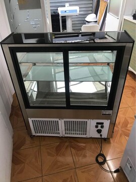 Vitrina Pastelera Curva 1 metro Bozzo 6