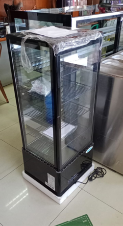 Vitrina Pastelera Vertical Sobremesa 98 Lts Negra - Bozzo 6