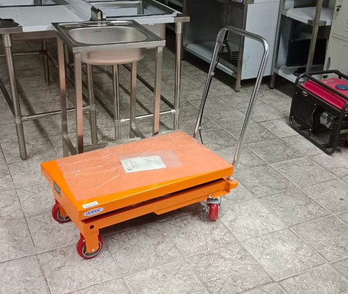 Mesa Elevadora Hidraulica 300 Kg - Bozzo 9