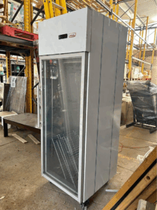 Refrigerador-Industrial-1-Puerta-de-Vidrio-500-Litros-Maigas 7