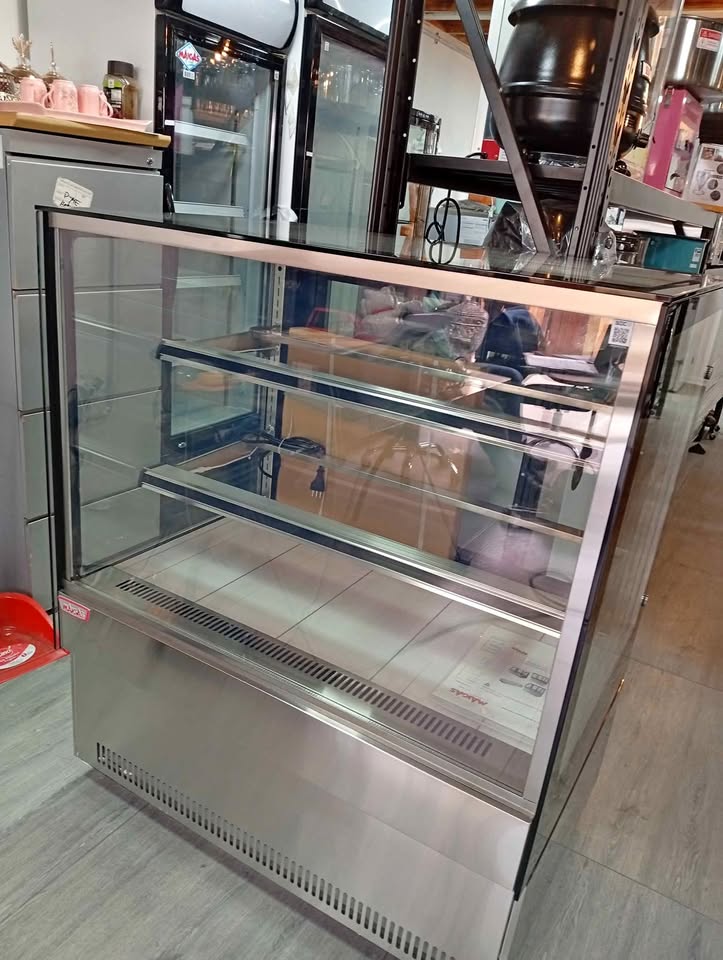 Vitrina Pastelera Recta 1 mt - Maigas 6