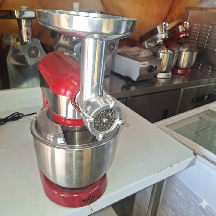 Batidora Pastelera 5 Lts + Molino De Carne Lorenzza Roja - Maigas 5