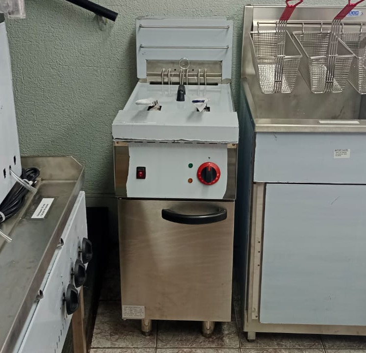 Freidora Industrial Electrica 30 Lts - Bozzo 15
