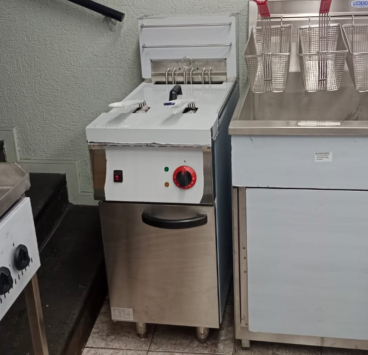 Freidora Industrial Electrica 30 Lts - Bozzo 16