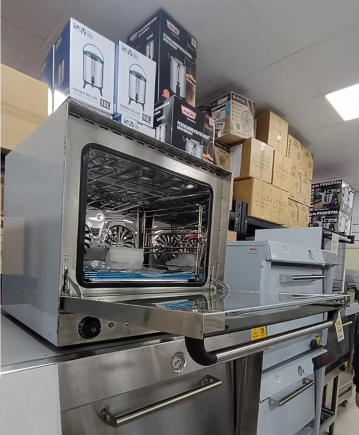 Horno Convector Electrico 4 Bandejas Con Humf. - Maigas 11