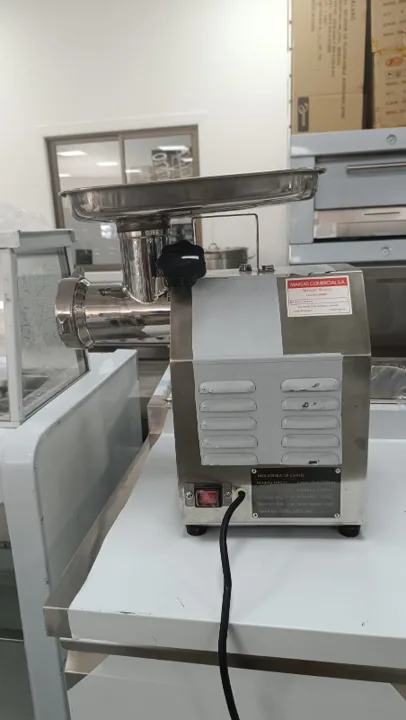 Moledora de carne 220 Kgh - Maigas 7