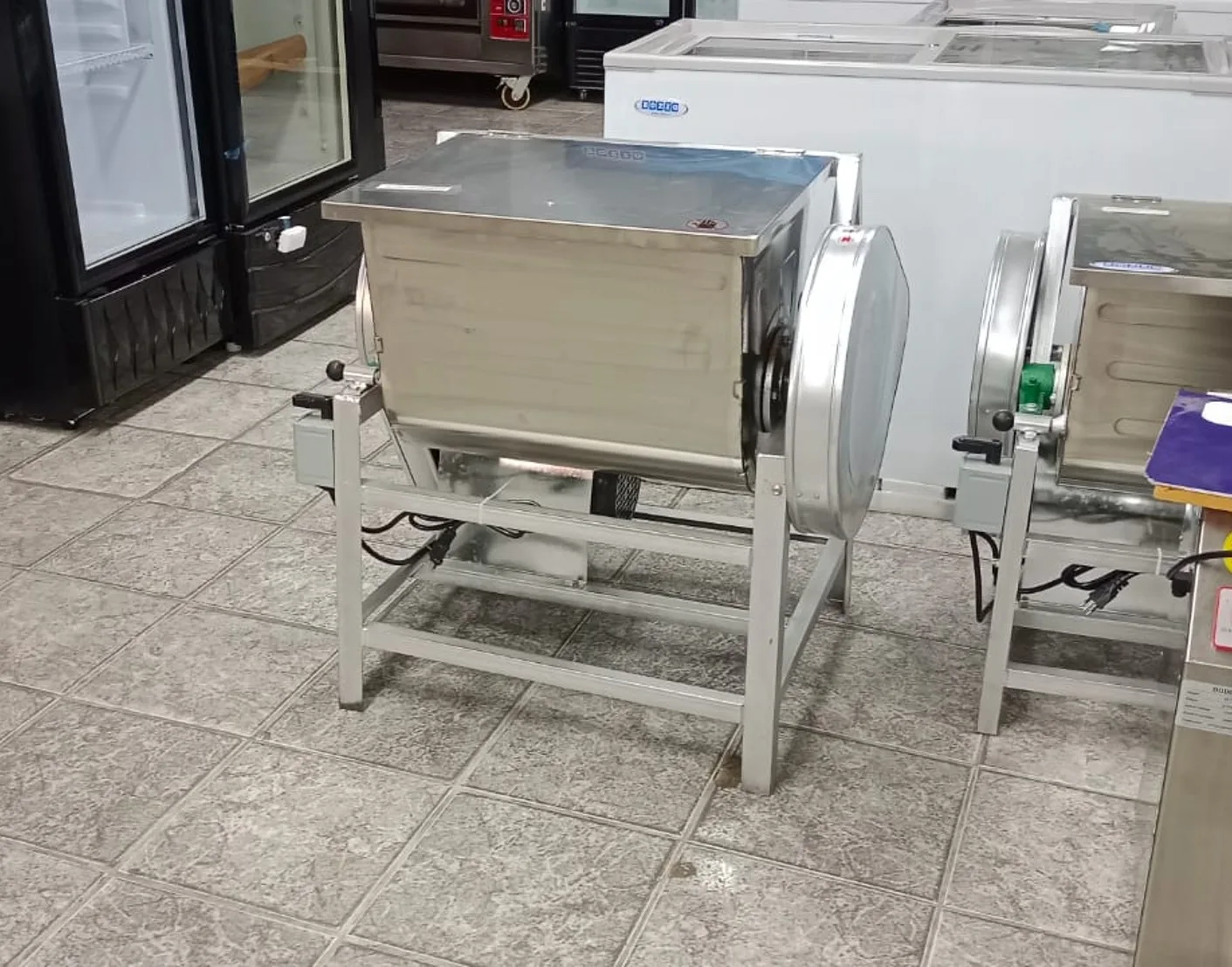 Revolvedora 25 Kg - Bozzo 16
