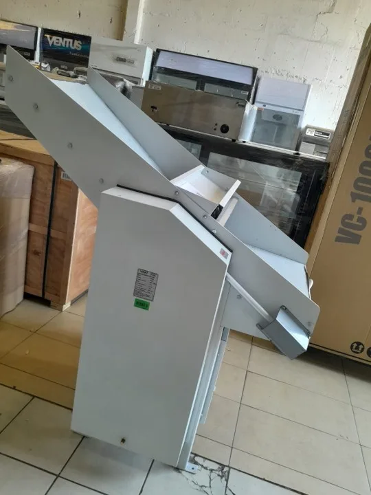 Sobadora De Masas Pedestal 55cm 3Hp - Maigas 4