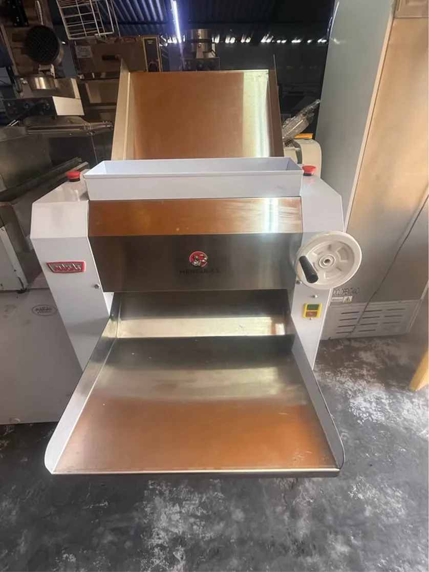 Sobadora de Pedestal 50 cm 3,2Hp - Maigas 4