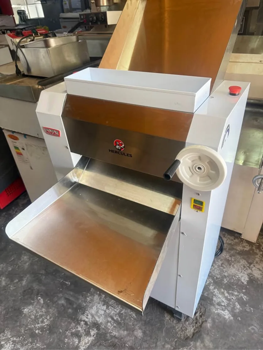 Sobadora de Pedestal 50 cm 3,2Hp - Maigas 5