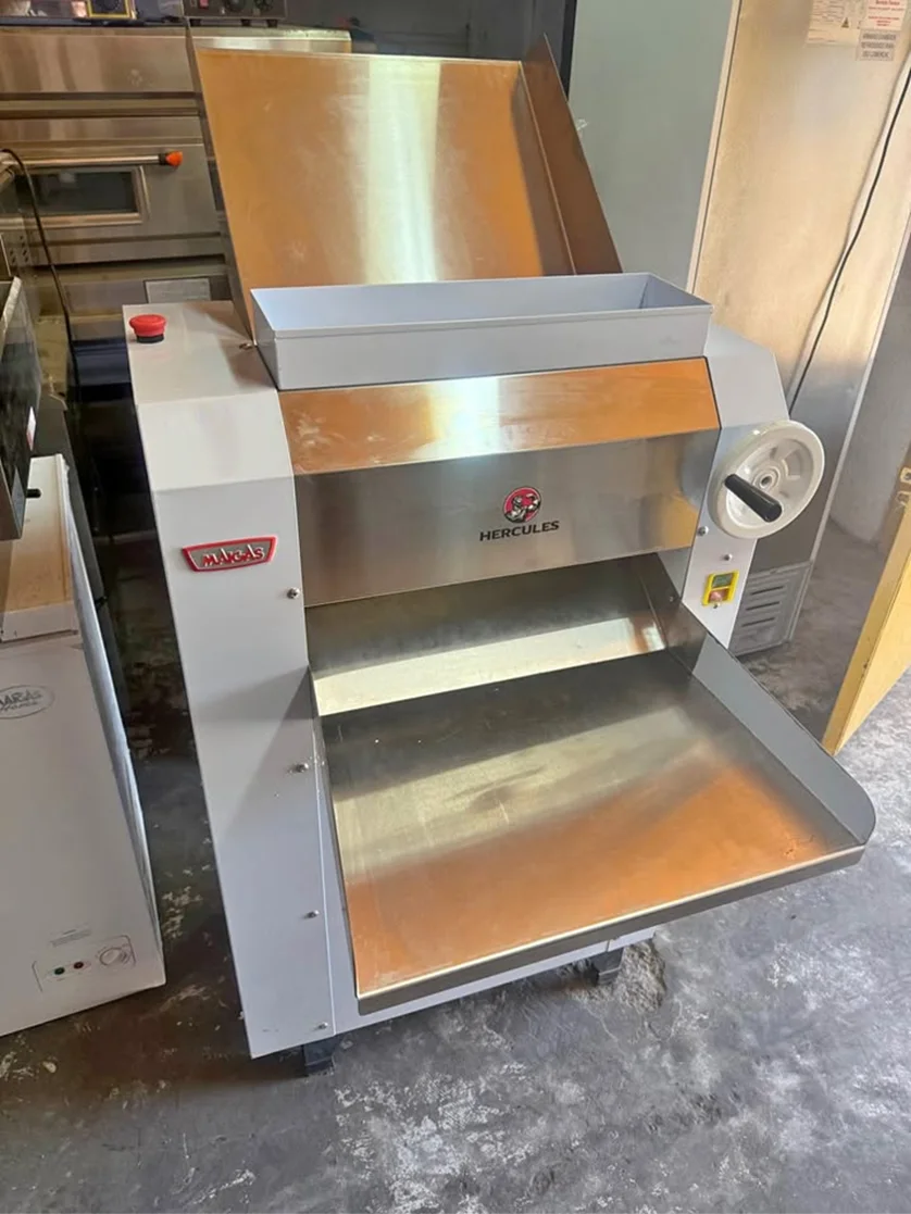 Sobadora de Pedestal 50 cm 3,2Hp - Maigas 6